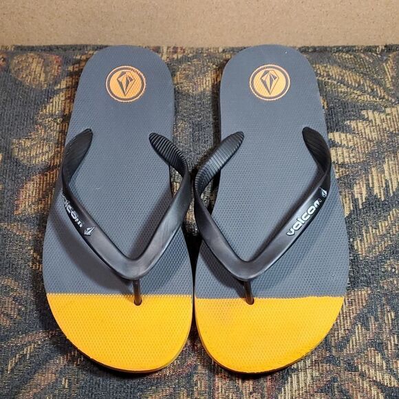 Volcom Flip Flop Sandals Orange and Charcoal Grey Size 10/11 - Picture 1 of 6